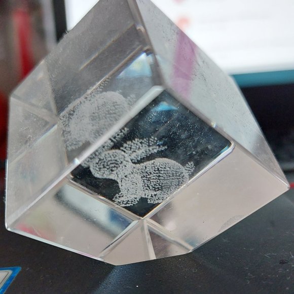 Crystal Bunny Rabbit Decor or Paperweight - Picture 8 of 8